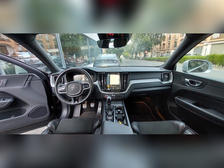 Volvo Xc 60 150CV foto 15